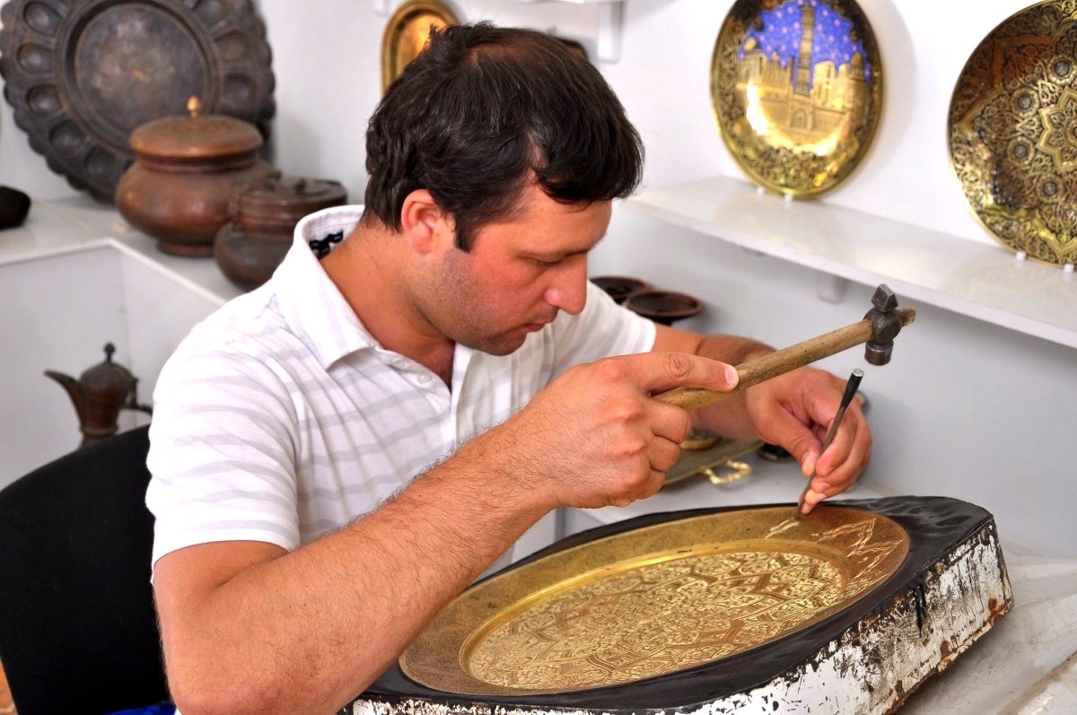 Uzbek metal chasing